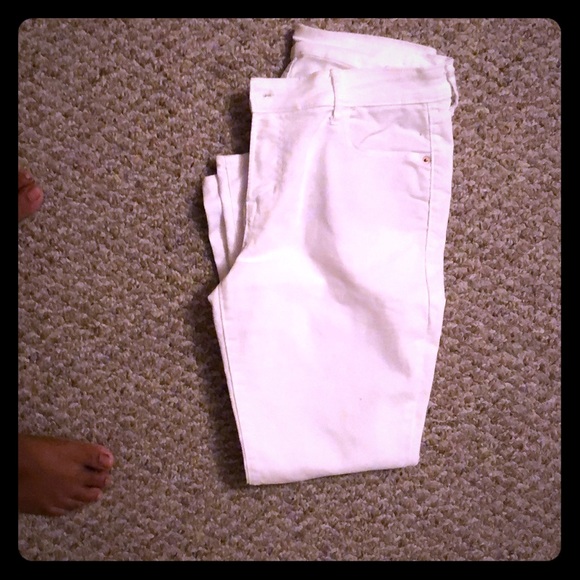 White jeans - Picture 1 of 1